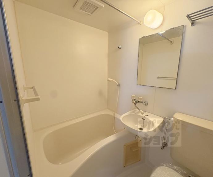 【シルクハウス２】間取