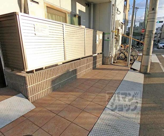 【アールグランツ西院】間取