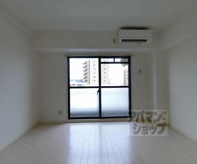 【イヌイビル】間取