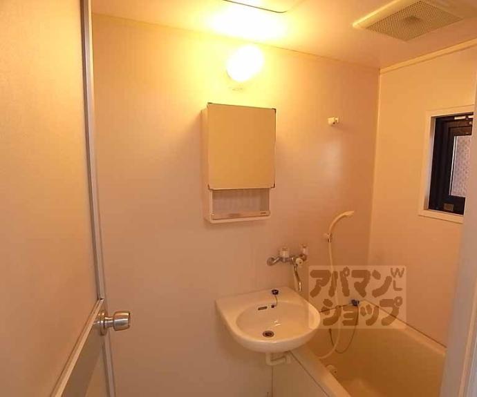 【イヌイビル】間取