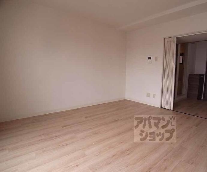 【イヌイビル】間取