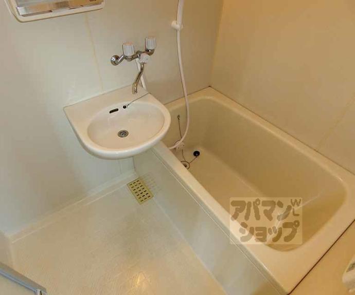 【イヌイビル】間取