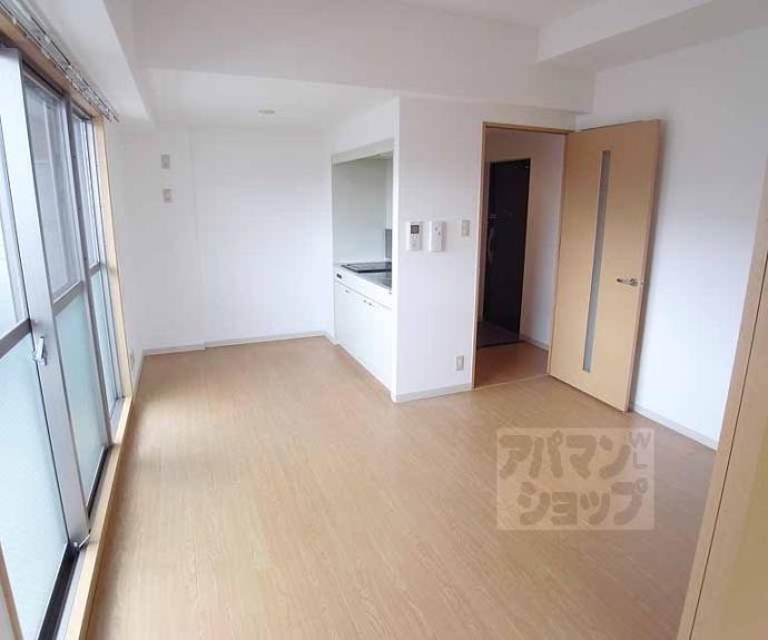 【アテナリー右京】間取