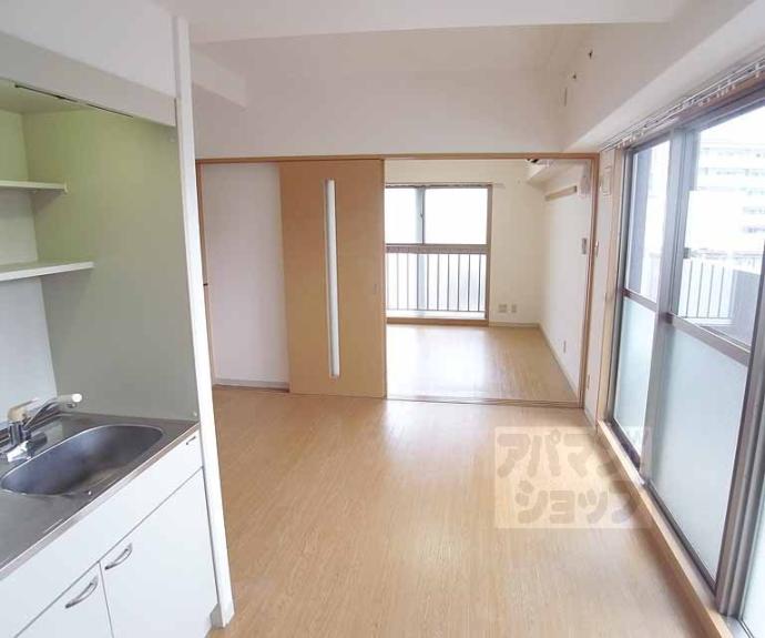 【アテナリー右京】間取