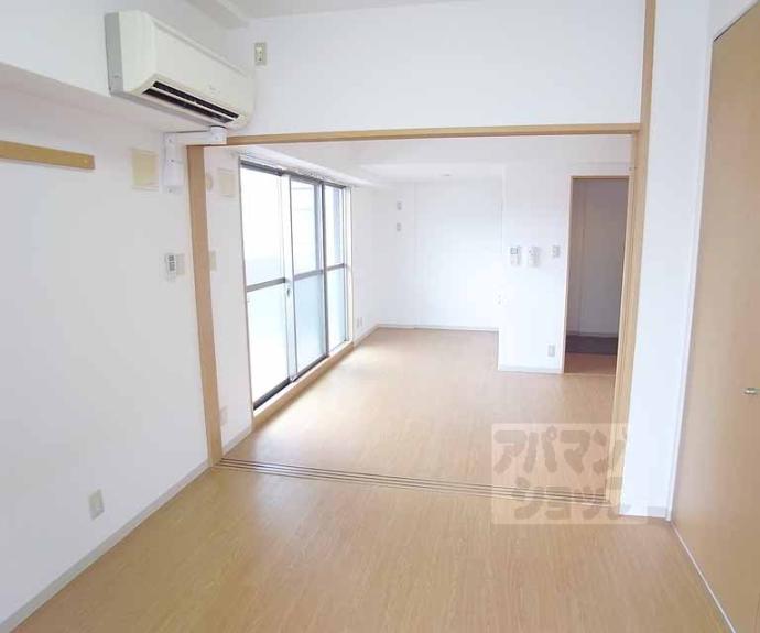 【アテナリー右京】間取