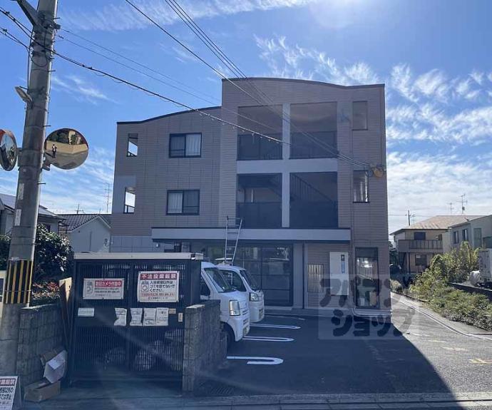 【ヴィラ　アルシオーネ】間取