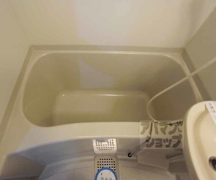 【ハウスセゾン朱雀大路】間取