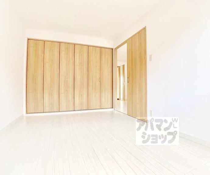 【ウエストウイング嵯峨】間取