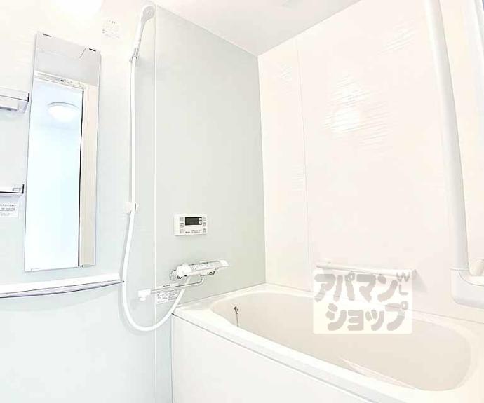 【ウエストウイング嵯峨】間取