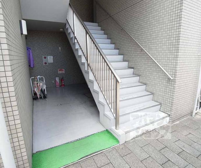 【Ｐｉｎｅ　Ｇａｒｄｅｎ】間取