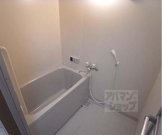 【Ｐｉｎｅ　Ｇａｒｄｅｎ】間取