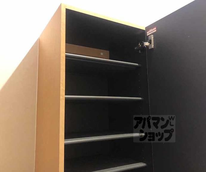 【エンバーカーズ天神】間取