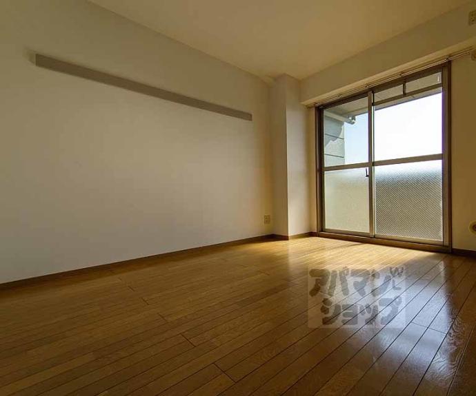 【カルフール四条天神川】間取