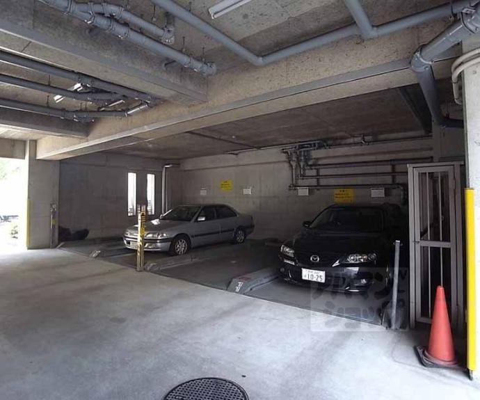 【パレスコート二条】間取