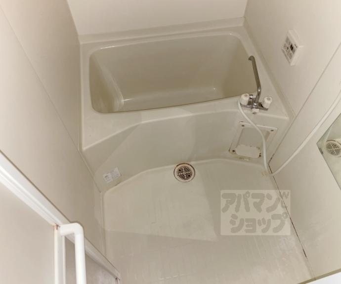 【ボワ・ヴィラージュⅡ】間取