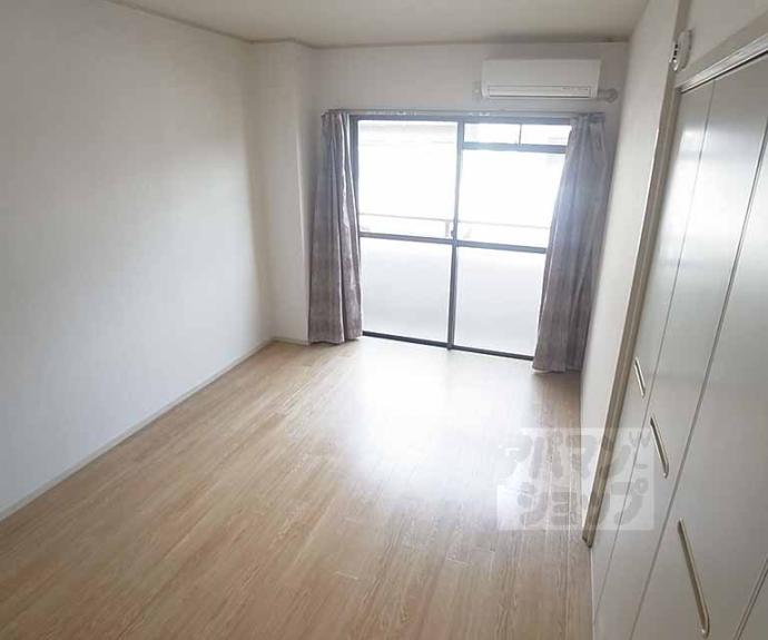 【ライブＩＮ修学院】間取