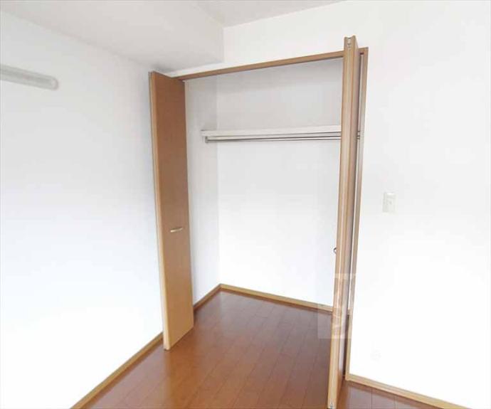 【アソシエ一乗寺】間取
