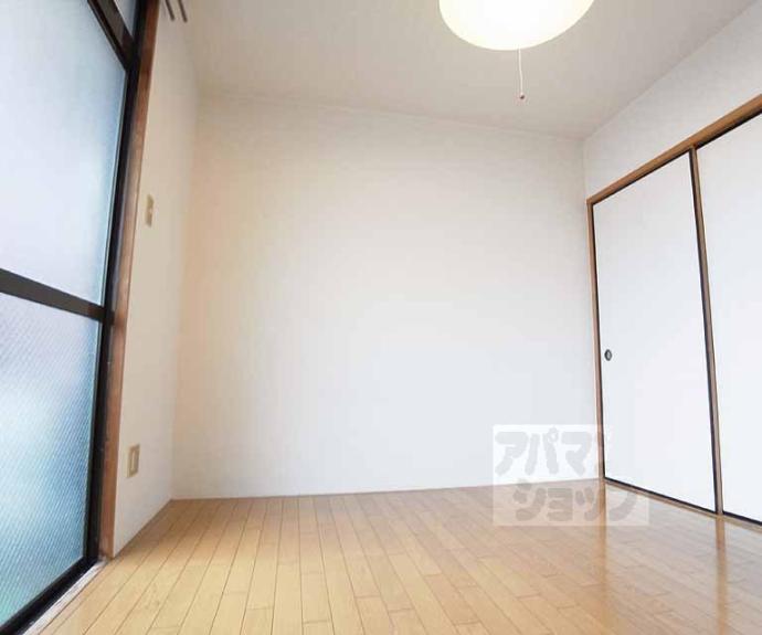 【ロイヤルコーポ大同】間取