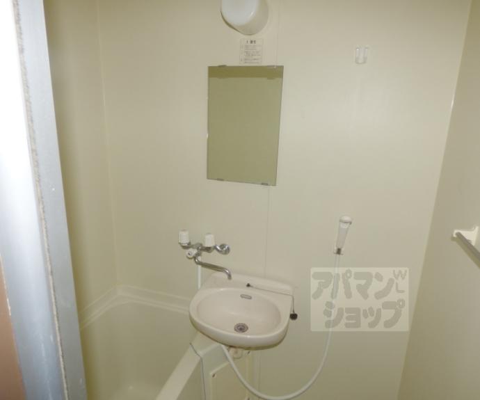 【ロイヤルコーポ大同】間取