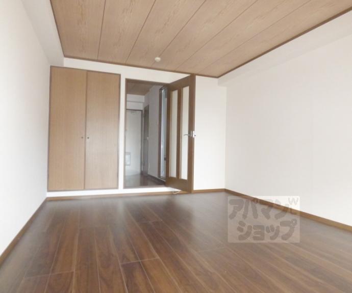 【ロイヤルコーポ大同】間取