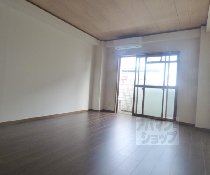 【ロイヤルコーポ大同】間取