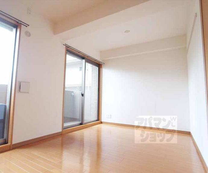 【プレサンス京都三条大橋鴨川苑】間取