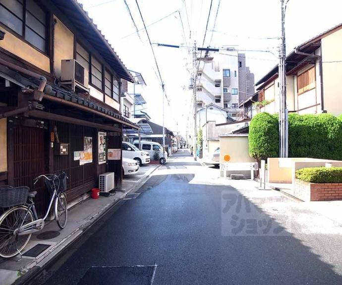 【ライオンズマンション一条智恵光院】間取