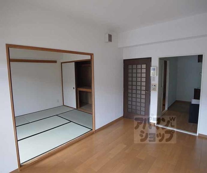 【ライオンズマンション一条智恵光院】間取