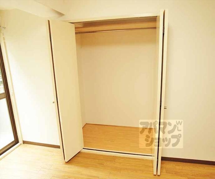 【モノ釈迦憧】間取