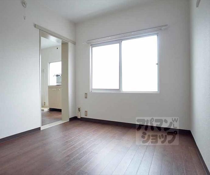 【ヴィラコート川端】間取