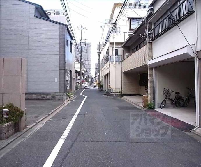 【サンロイヤル五条】間取