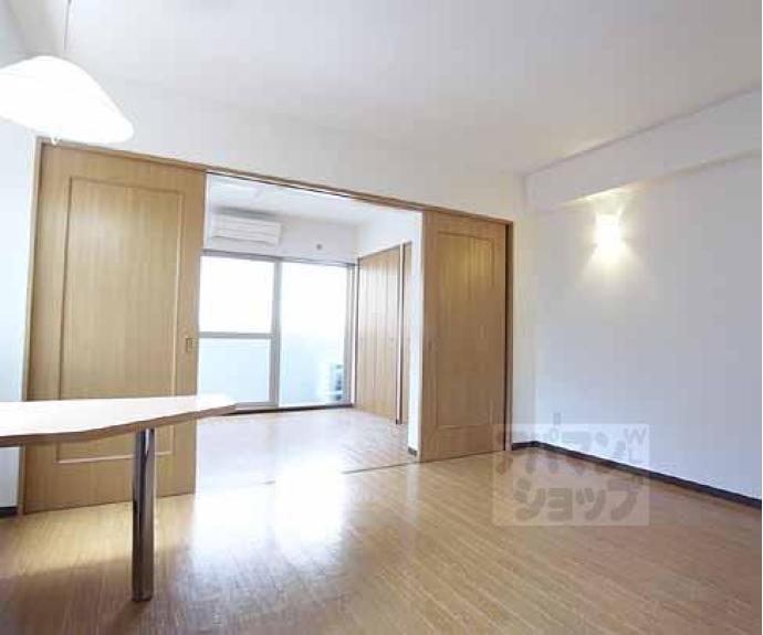 【ヴィラ御所東】間取