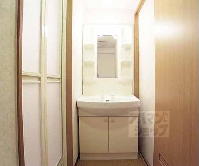 【ヴィラ御所東】間取