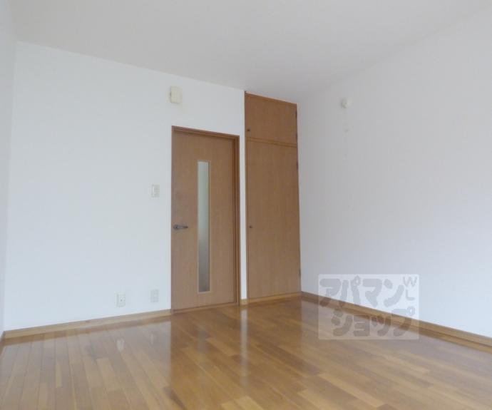 【銀頂ハイツＭＥ】間取