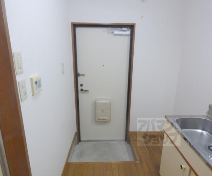 【銀頂ハイツＭＥ】間取