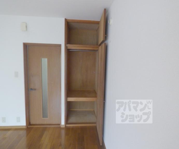 【銀頂ハイツＭＥ】間取