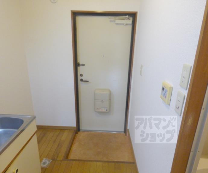 【銀頂ハイツＭＥ】間取