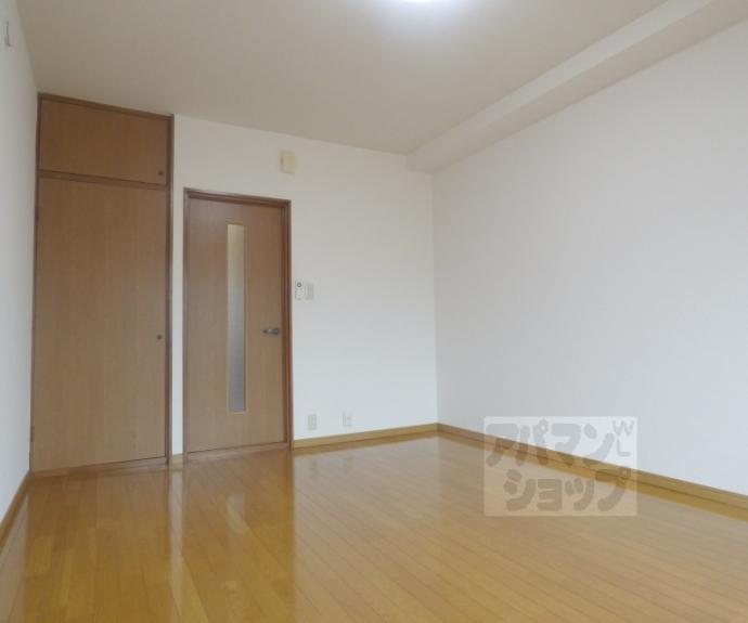 【銀頂ハイツＭＥ】間取