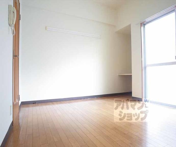 【ジーニアスコート津久田】間取