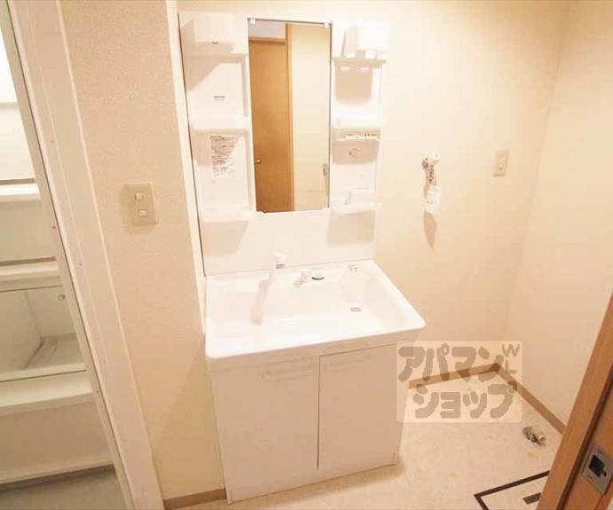 【アザレアスクエア】間取