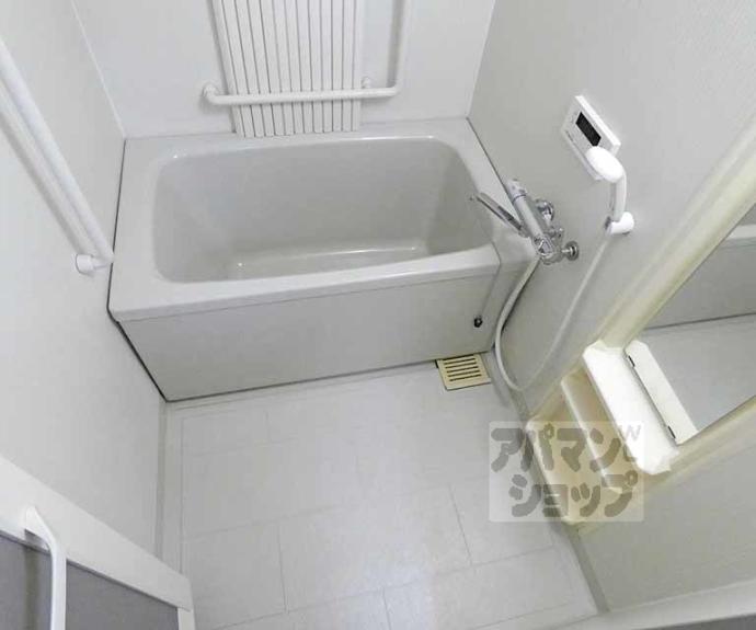 【ゴールデンガーデン岩倉】間取