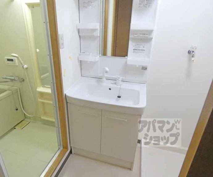 【ゴールデンガーデン岩倉】間取