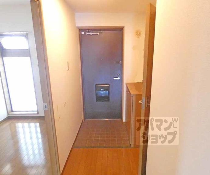 【ゴールデンガーデン岩倉】間取