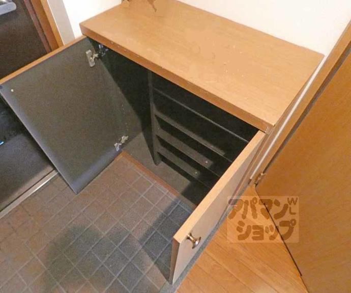 【ゴールデンガーデン岩倉】間取