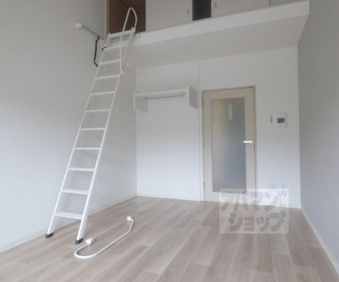 【サンダ館Ⅱ】間取