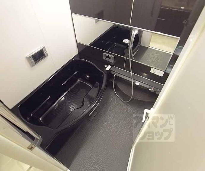 【イーグルコート衣笠廬山邸】間取