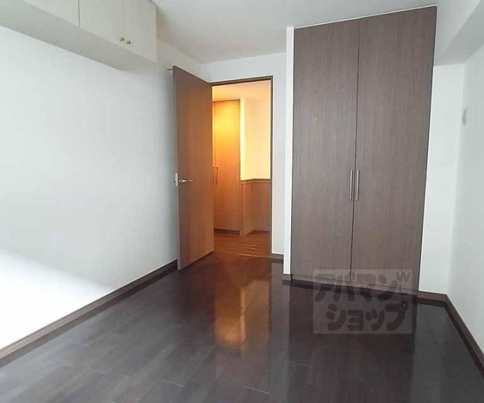 【イーグルコート衣笠廬山邸】間取