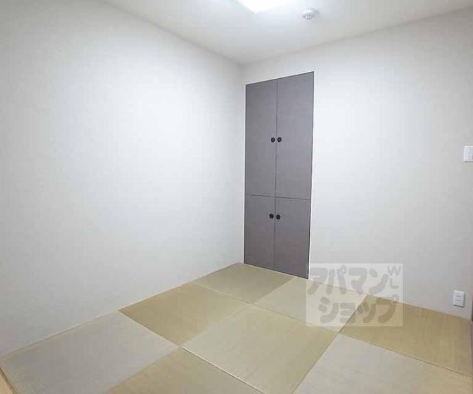 【イーグルコート衣笠廬山邸】間取