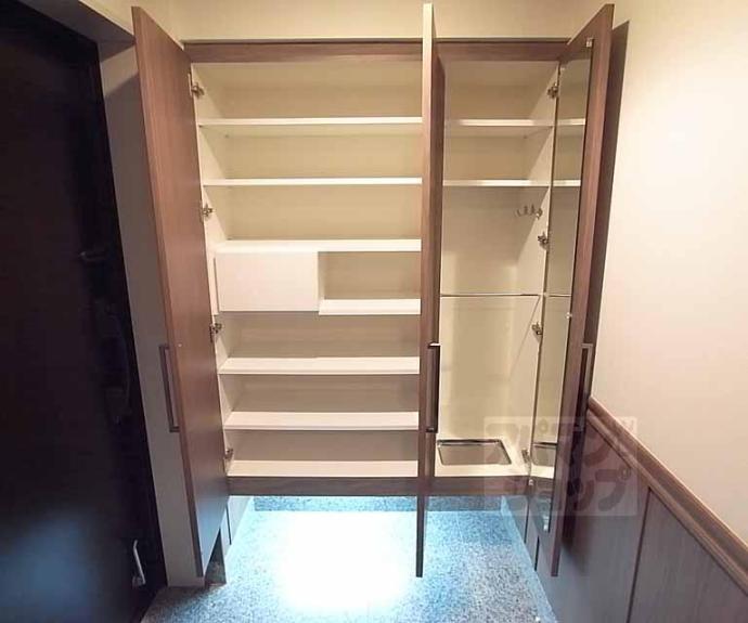 【イーグルコート衣笠廬山邸】間取