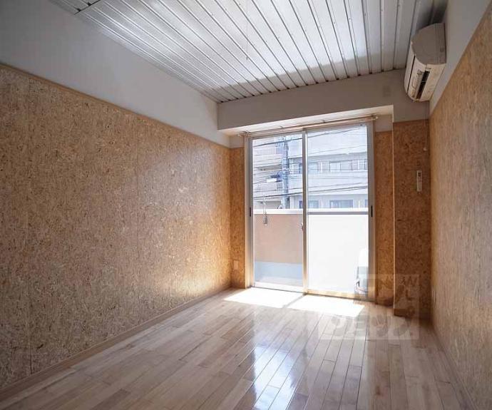 【アルカス今出川】間取